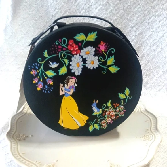 Vera Bradley × Disney 100 Snow White Whimsy Cosmetic Case - Picture 16 of 16